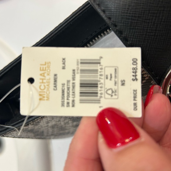 Michael Kors - Picture 4 of 4